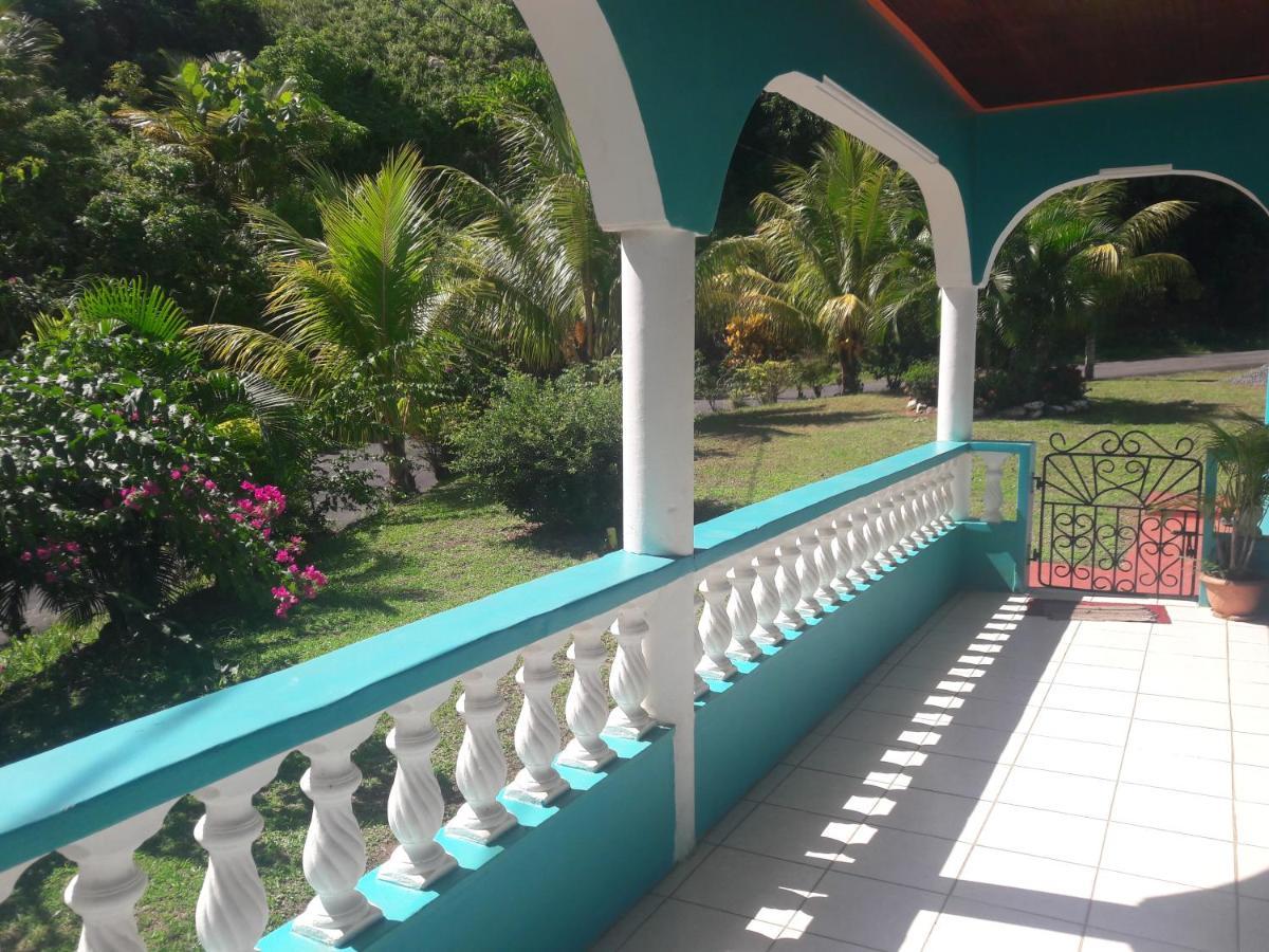 Danglez Bed & Breakfast Bataka Bagian luar foto