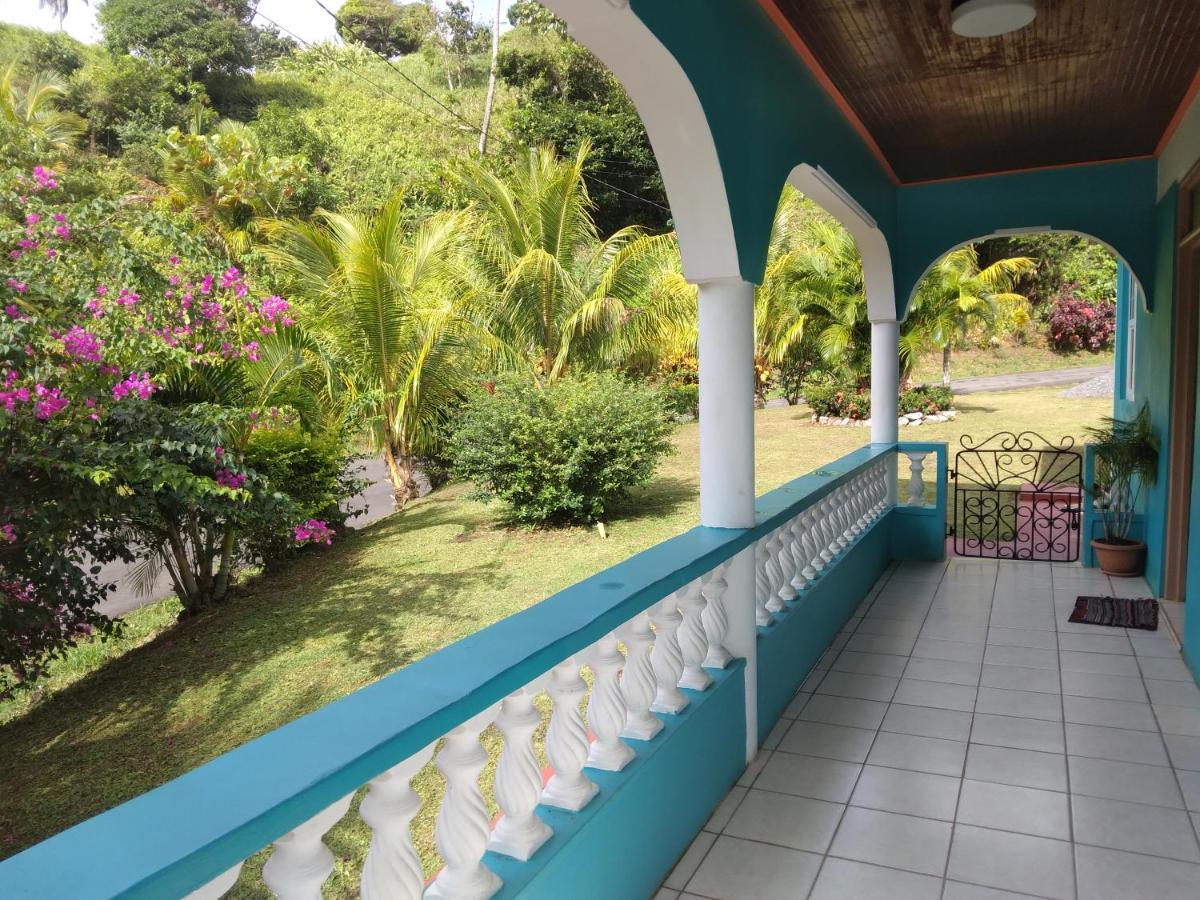 Danglez Bed & Breakfast Bataka Bagian luar foto