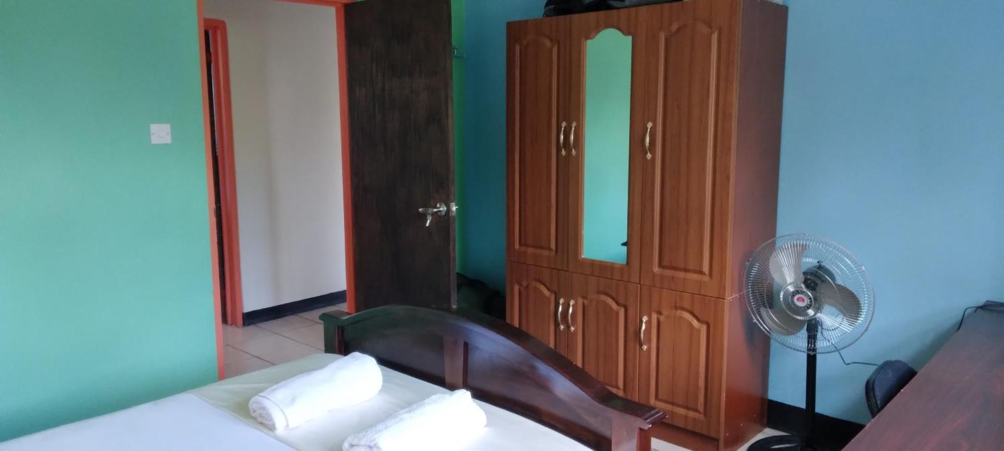 Danglez Bed & Breakfast Bataka Bagian luar foto