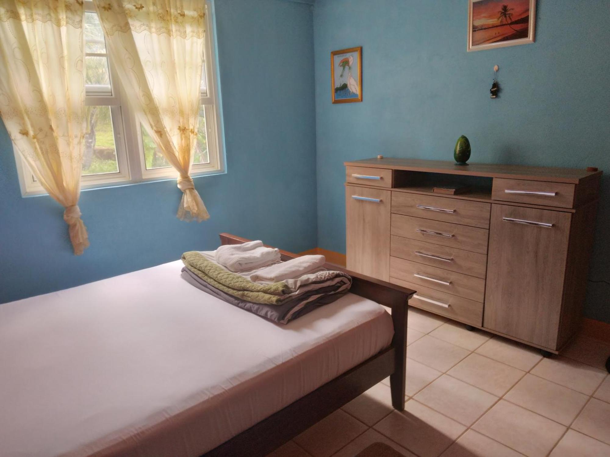 Danglez Bed & Breakfast Bataka Bagian luar foto