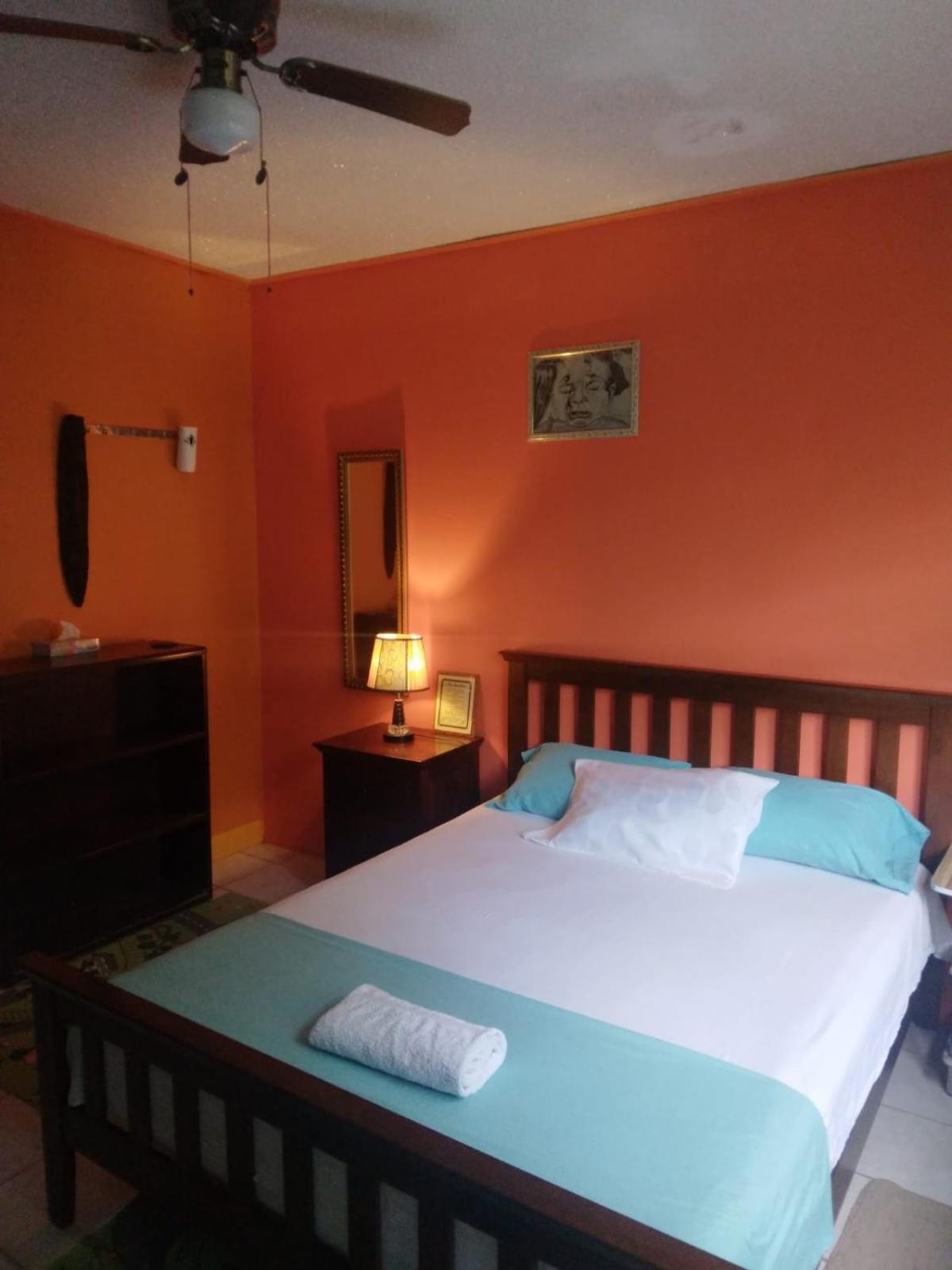 Danglez Bed & Breakfast Bataka Bagian luar foto