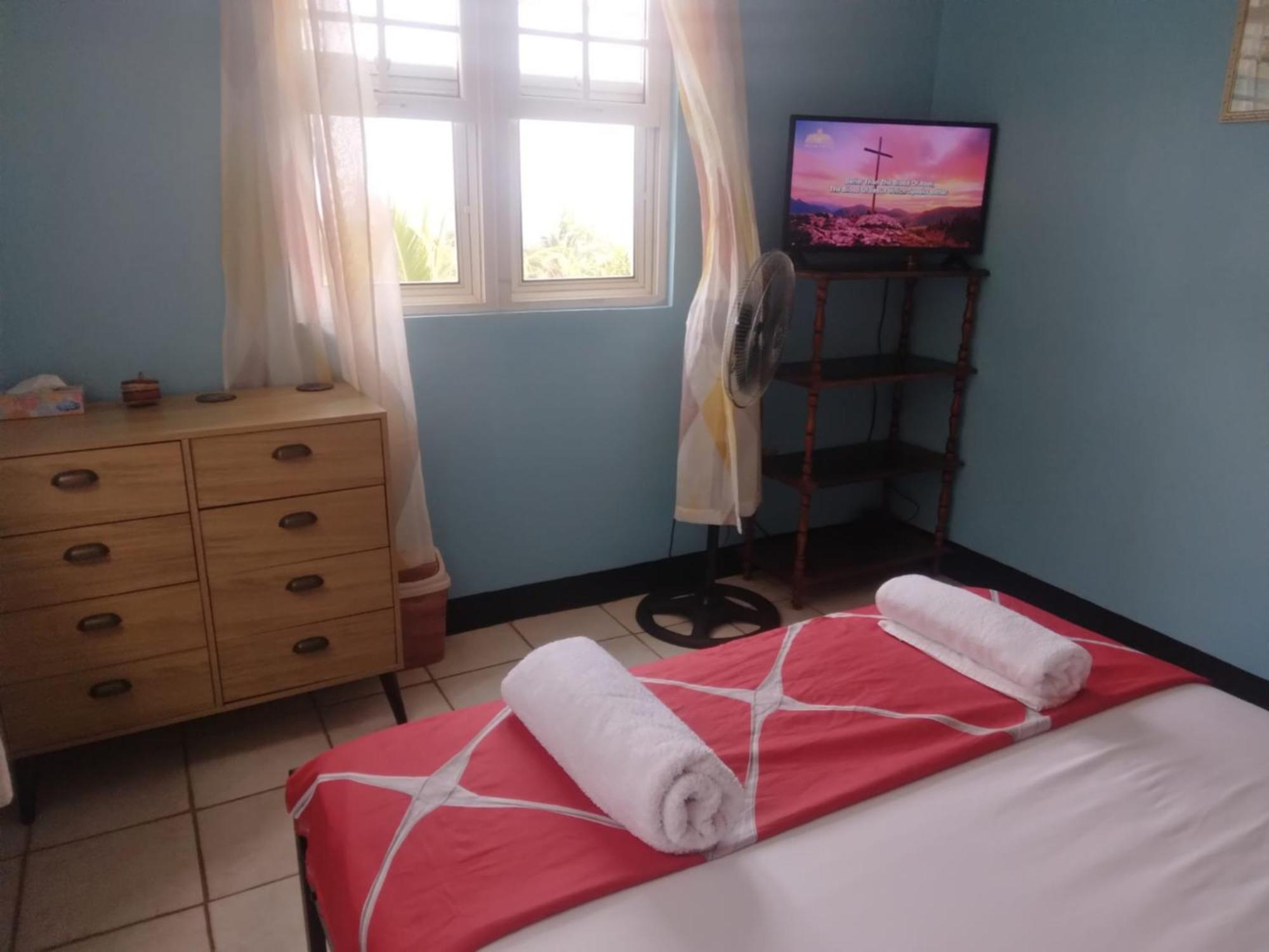 Danglez Bed & Breakfast Bataka Bagian luar foto
